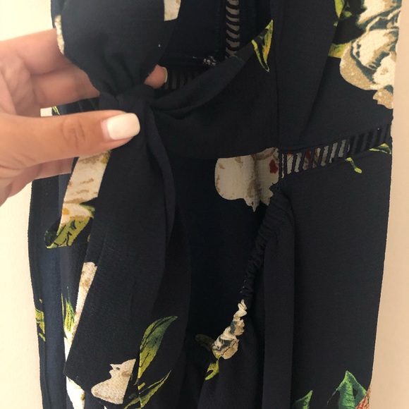 Floral Maxi Dress with Slit - Picture 4 of 6